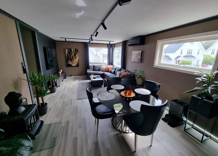 Spacious And With A Private Garden, Free Parking And Free Ev Recharging Leilighet