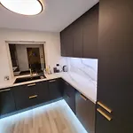 Spacious And With A Private Garden, Free Parking And Free Ev Recharging * 스타방에르